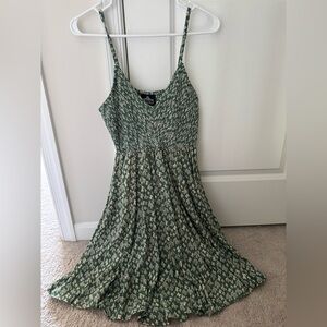 Women’s Green Sundress Large